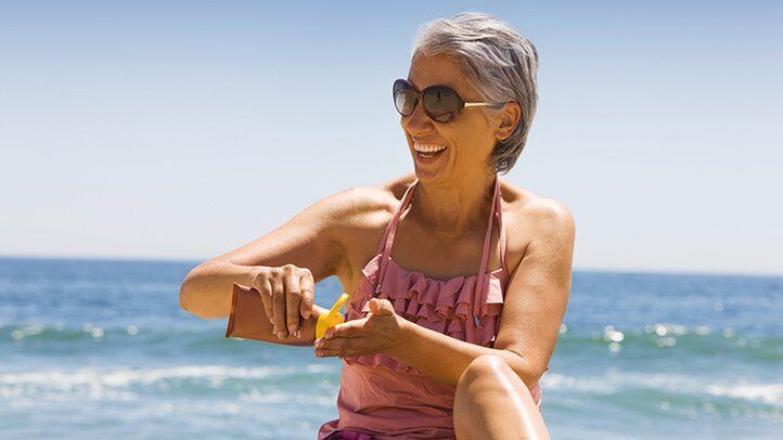 کرم ضد آفتاب برای پیشگیری از سرطان پوست